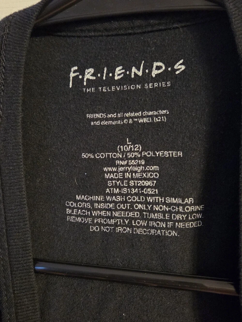Friends The Television Series Black Short Sleeve Graphic T-Shirt Girls Size Larg